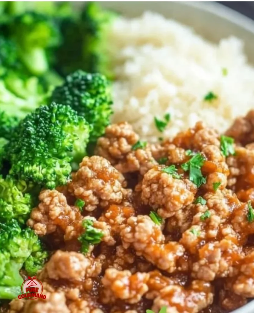 Delicious Sweet and Spicy Ground Turkey & Broccoli Bowls for a quick weeknight meal